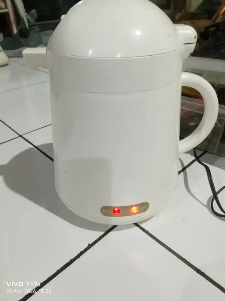 Teko termiskin listrik kapasitas 1liter