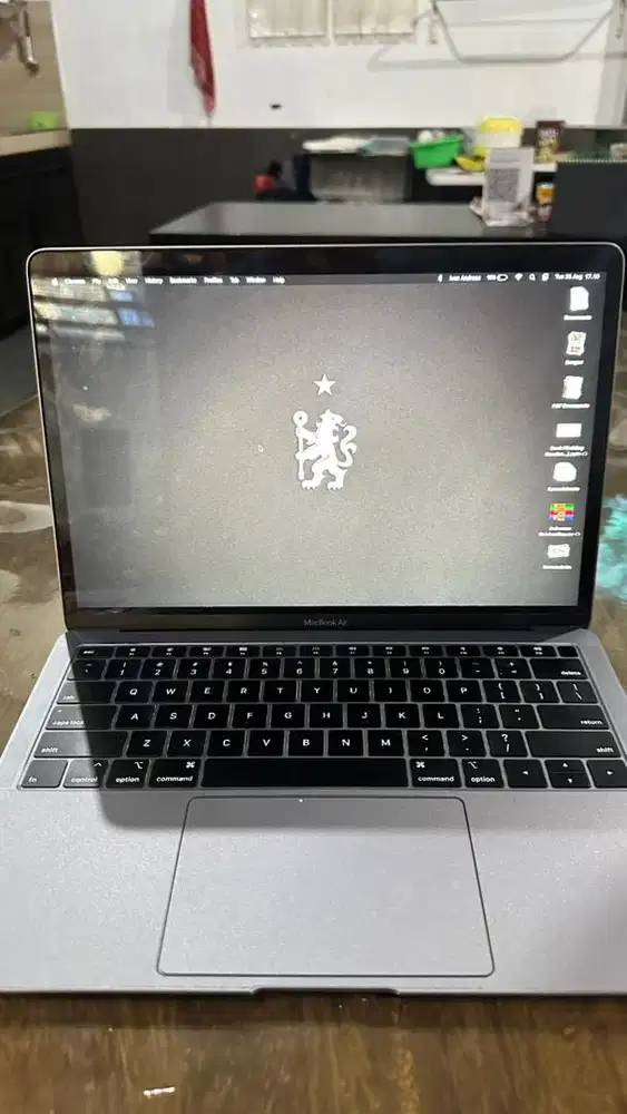 Macbook Air 2019 mulus