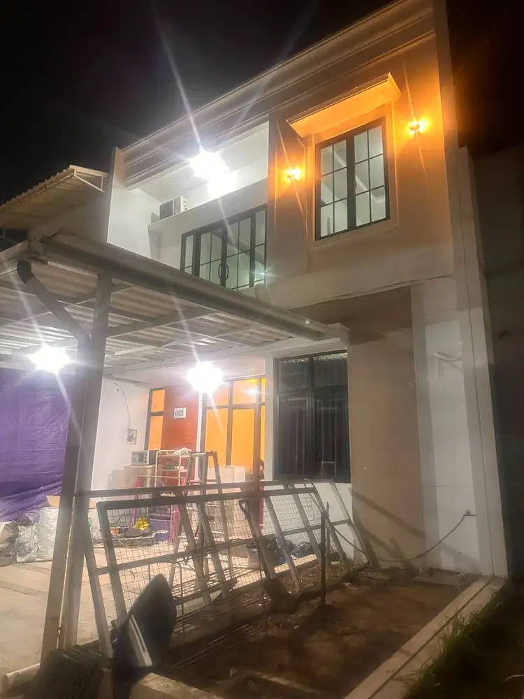 Dijual rumah 2 lantai di Citra Raya Tangerang.