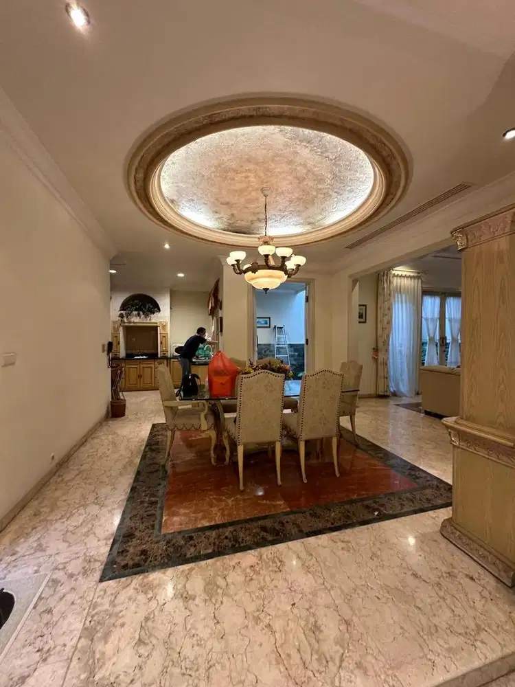 DIJUAL HARGA MIRING RUMAH MEWAH AMERICAN MEDITERAN DARMO HILL!
