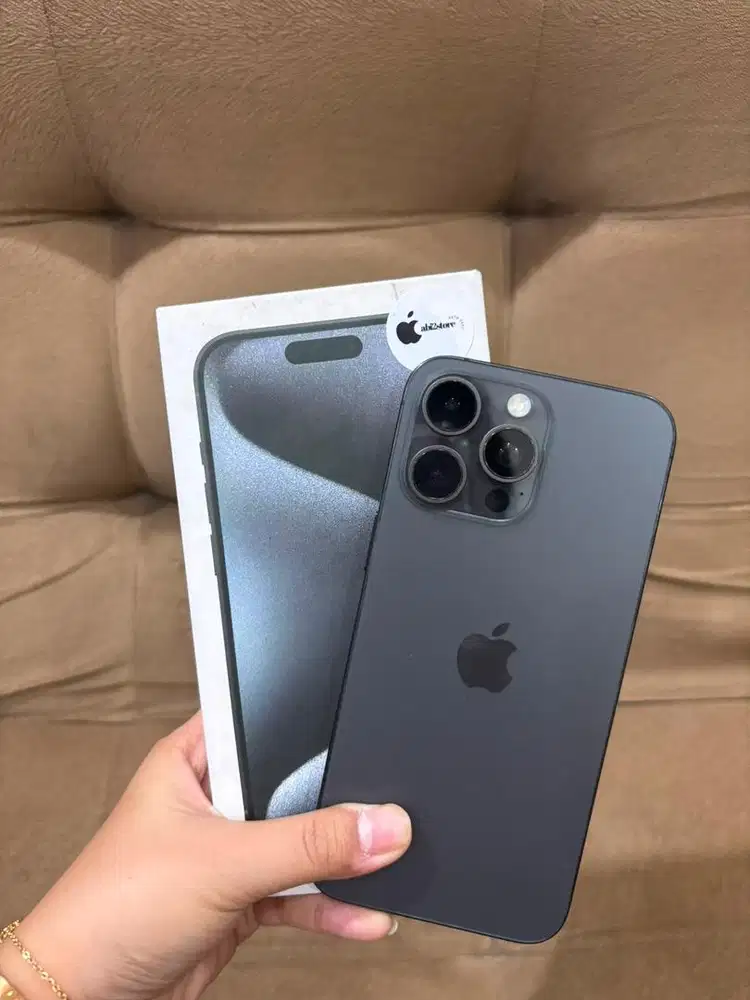 iPhone 15 Promax 256 GB Black Titanium