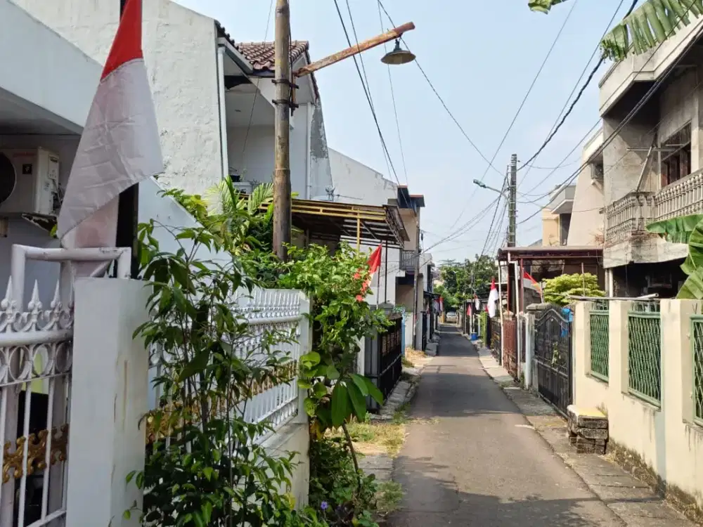 DIJUAL RUMAH TINGGAL DI PONDOK KELAPA DUREN SAWIT