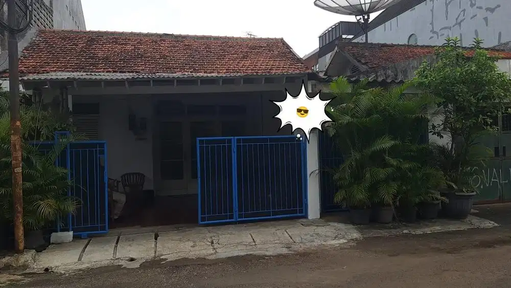 DIJUAL RUMAH AREA ELIT DI GROGOL JAKARTA SELATAN! DEKAT SENAYAN!