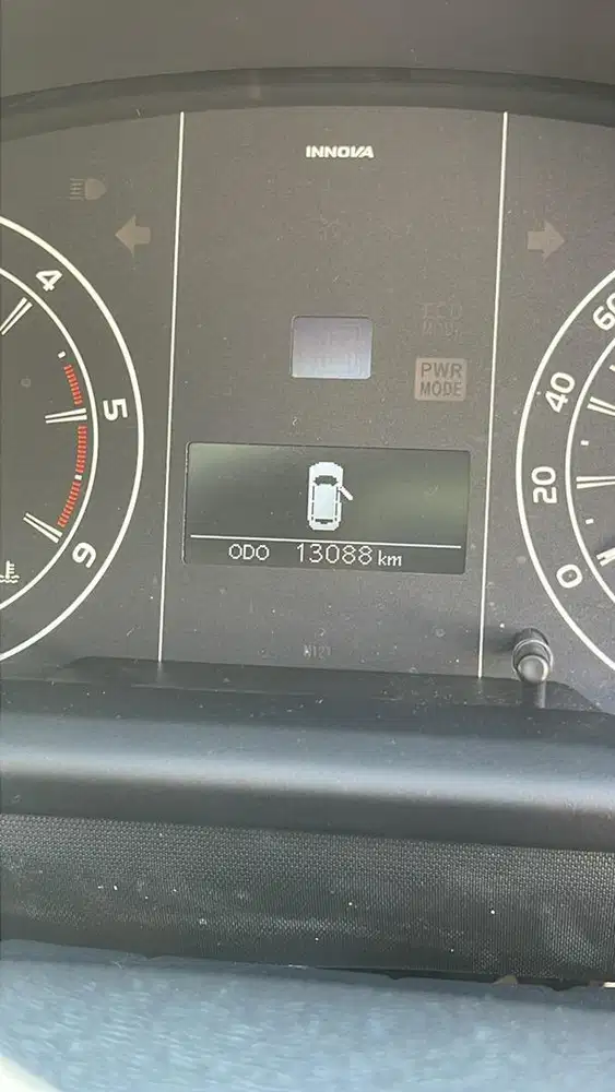 Toyota innova 2025 diesel super istimewa