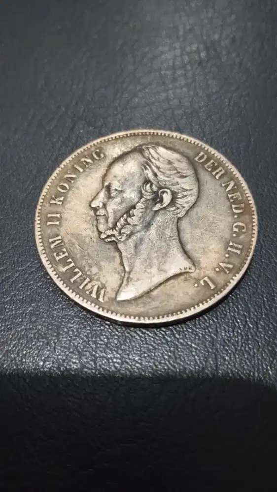 Coin 2,5 Golden Williem II Koning 1947.
