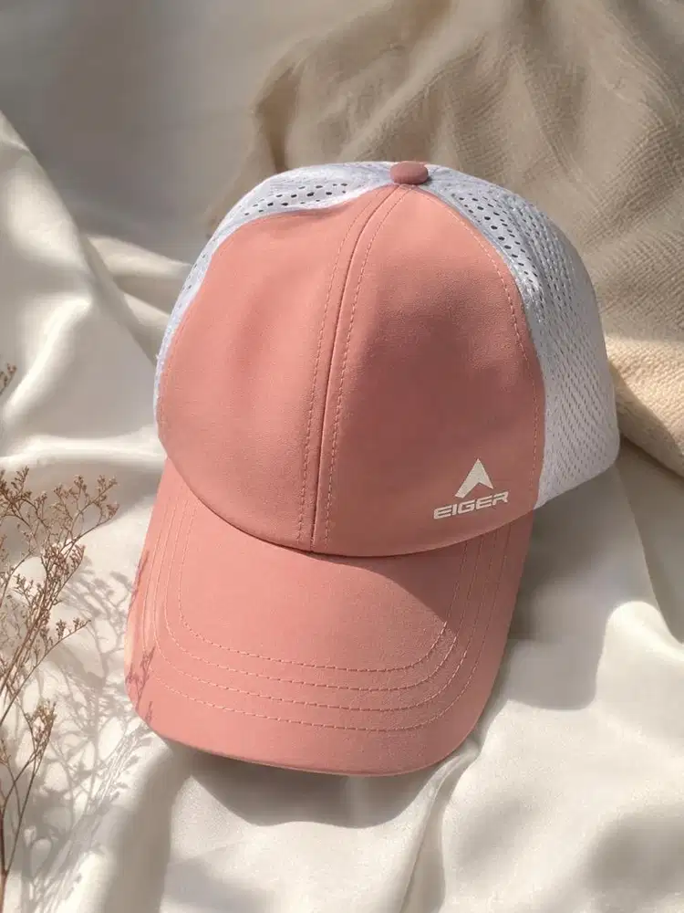 Topi Eiger Pink Putih