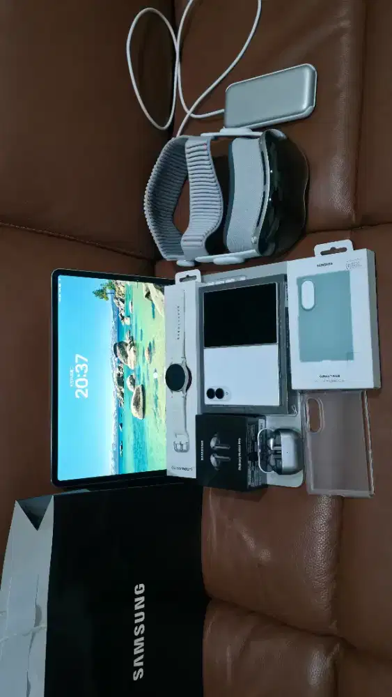Samsung Z Fold 8 512GB SEIN | BNOB | Care+ | Faktur | Banyak Bonus