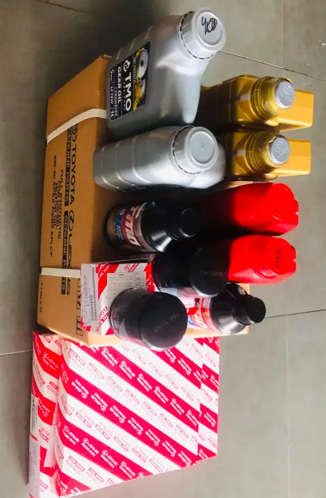 Jual oli mesin dan filtr lancruicer 300 diesel