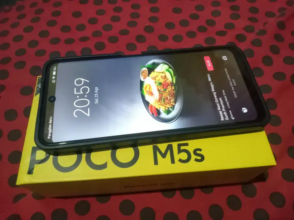 Poco m5s ram 4/64 kondisi normal siap pakai, minus lcd sudah ganti