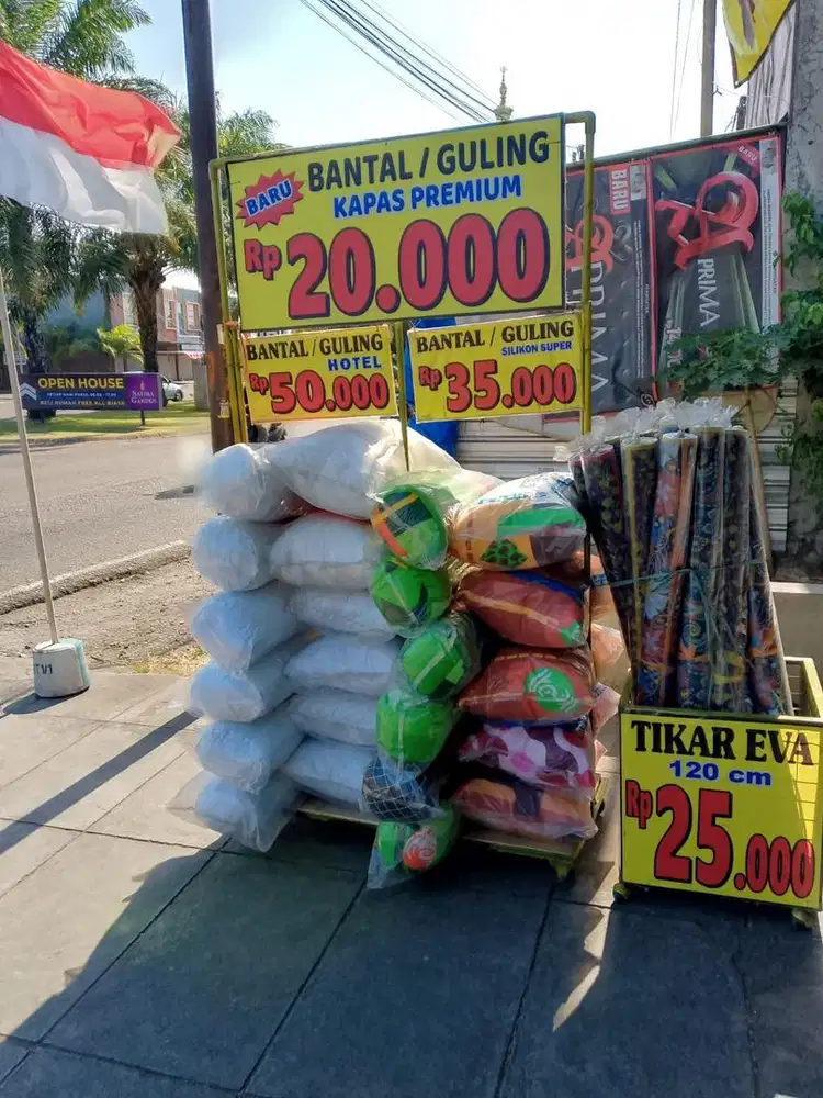 Di butuhkan spb/spg penjaga toko furniture