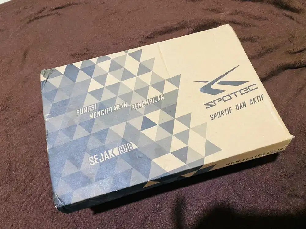 spotec sepatu running glade bahan mesh nyaman