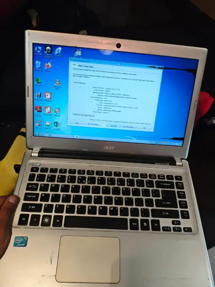 Laptop Acer aspire v5 4738