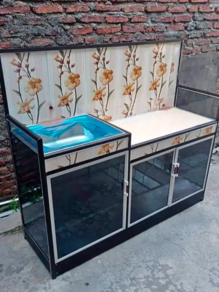 Rak kompor aluminium dan wastafel
