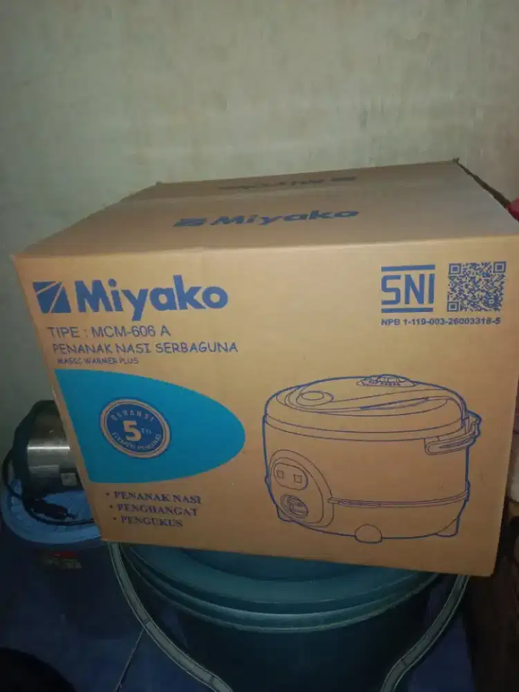Rice Cooker Miyako 0.6L (Baru)
