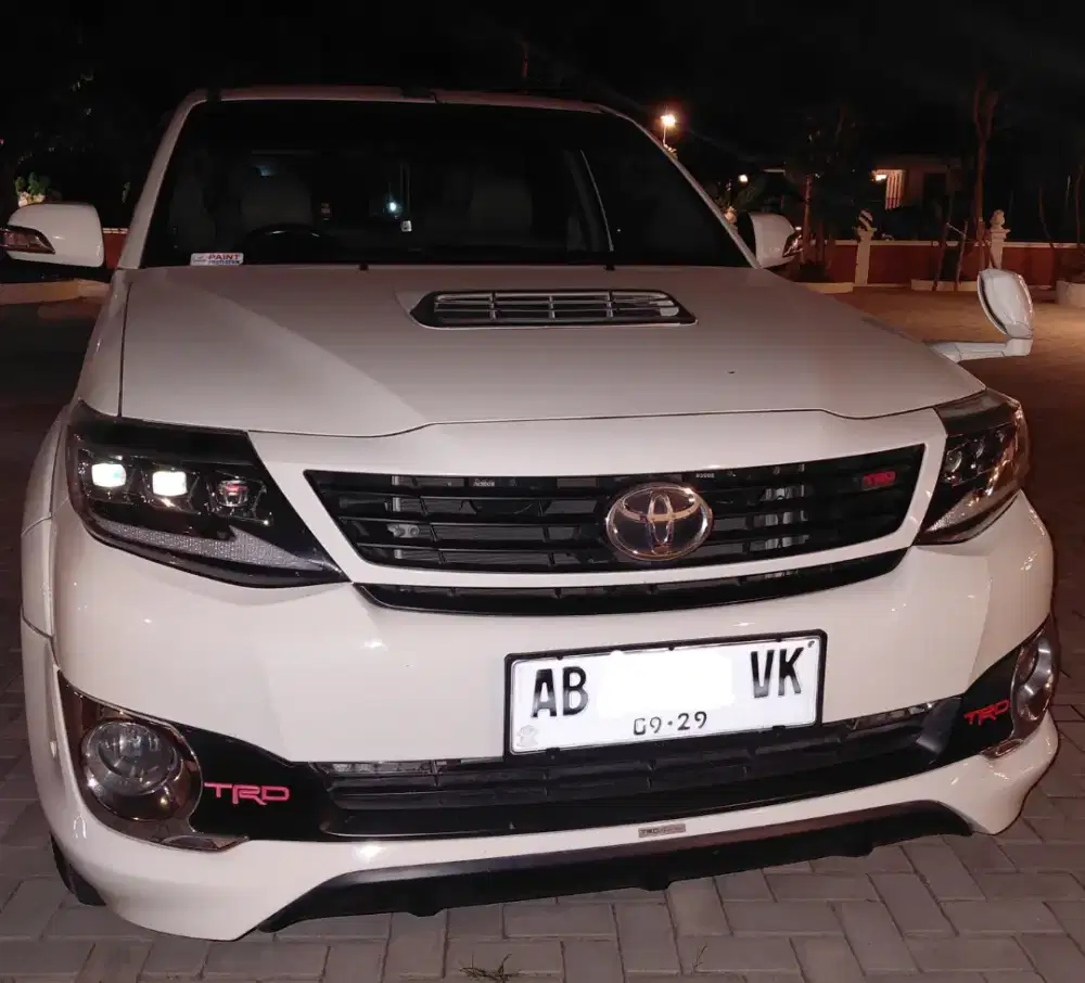Dijual Toyota Fortuner VNT TRD 2014 (ANTIK)