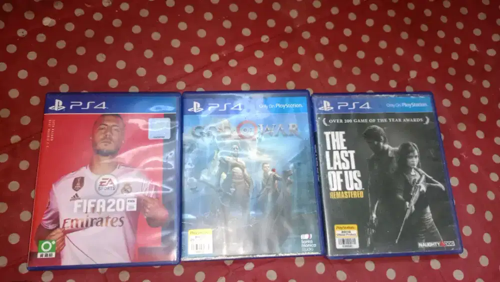 Kaset PS4 GOW 2018, TLOU, FIFA 20