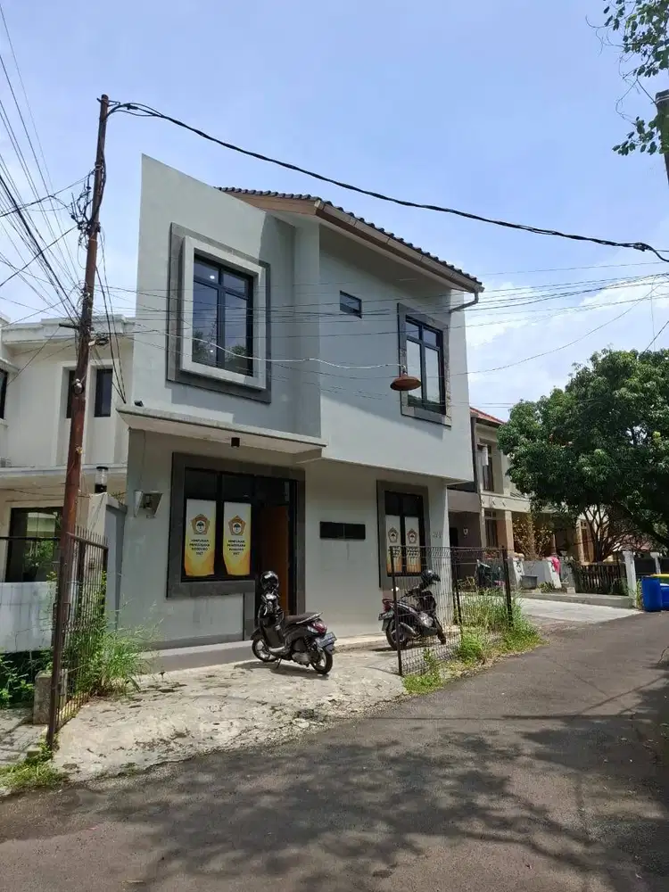 Disewakan Rumah 2 lt bisa untuk kantor - Startegis (Belakang Citos)