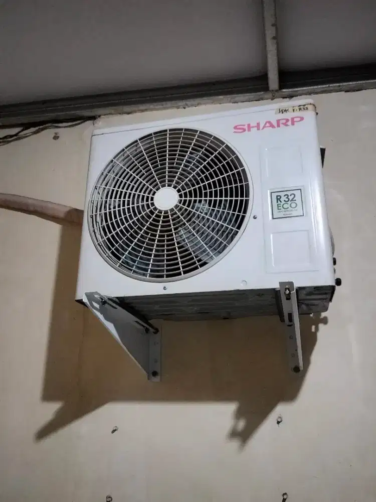 JUAL CEPAT AC LG 1pk
