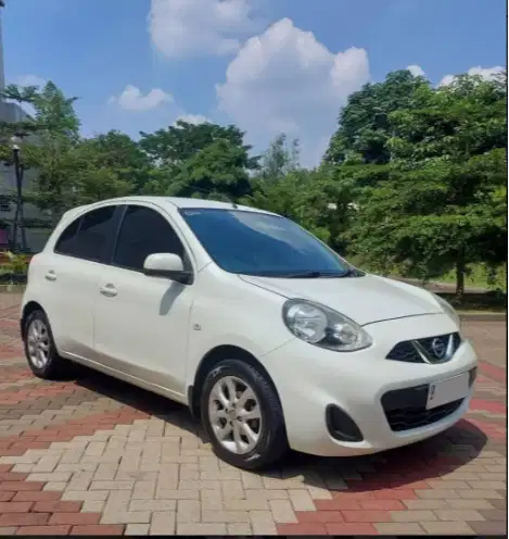Nissan March 1.2 L AT Facelift 2014 – Putih, Siap Pakai