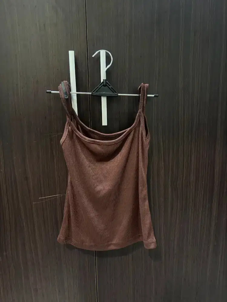 Tank top coklat fit body