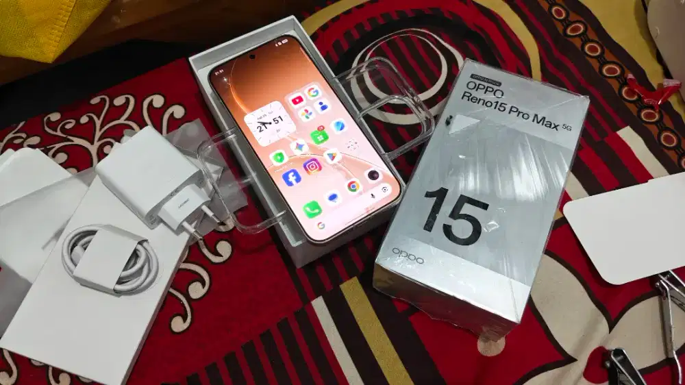 Oppo Reno 15 promax 12/512 Gold