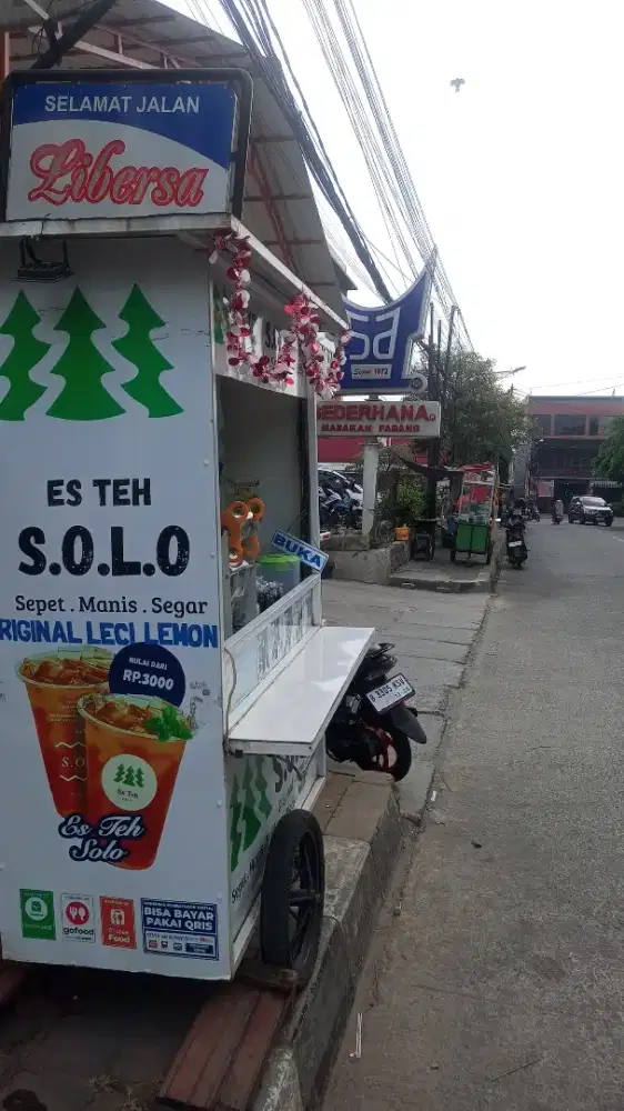 Jaga booth es teh solo