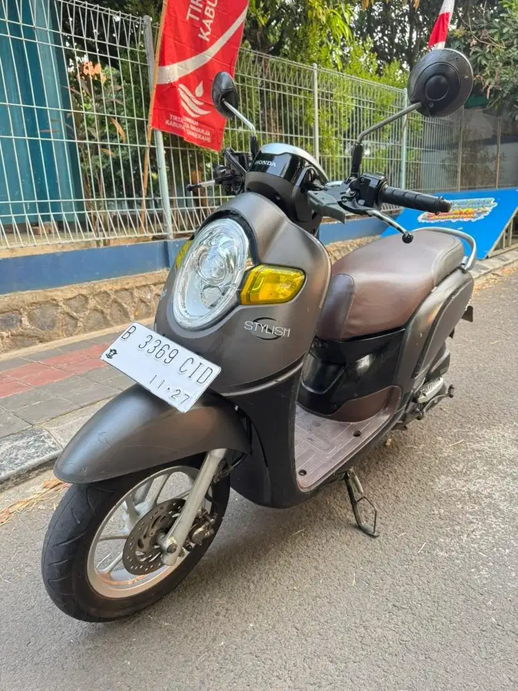 Jual Motor Honda Scoopy Stylish