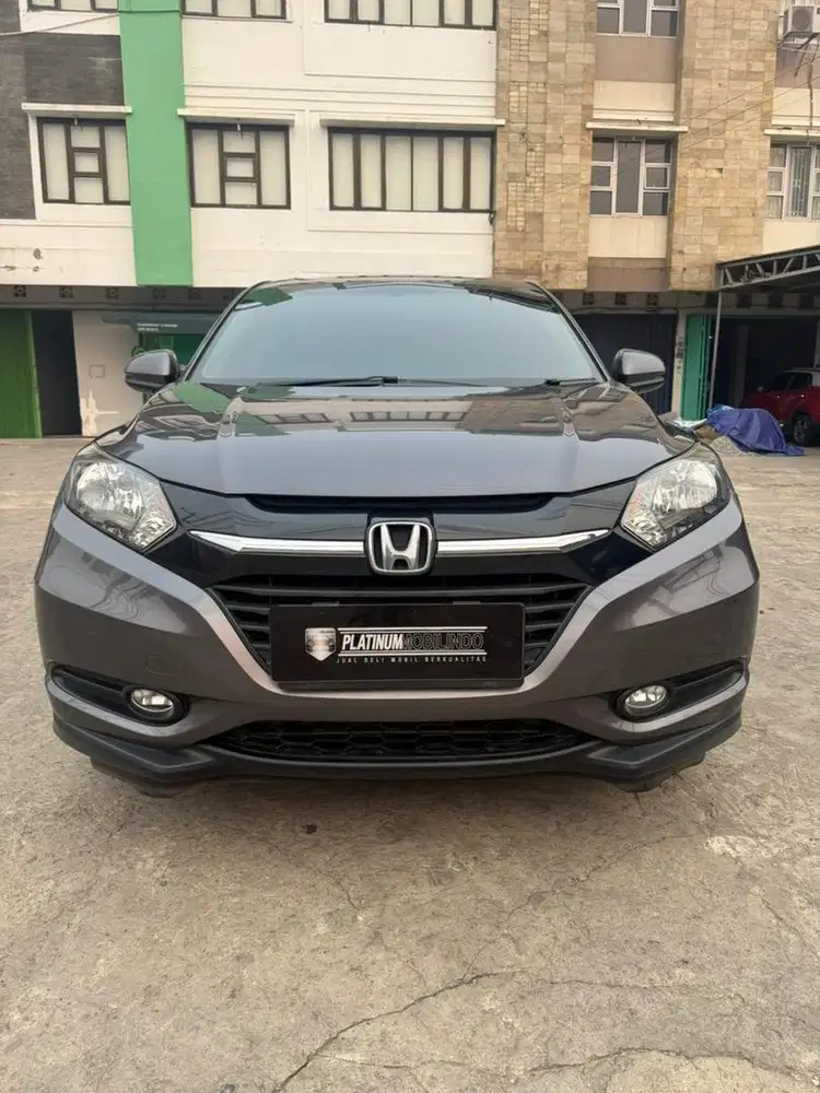 Honda hrv 2015 tipe E 1.5 A/T odo 15rb antik
