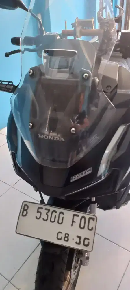 Honda adv 160 tahun 2023