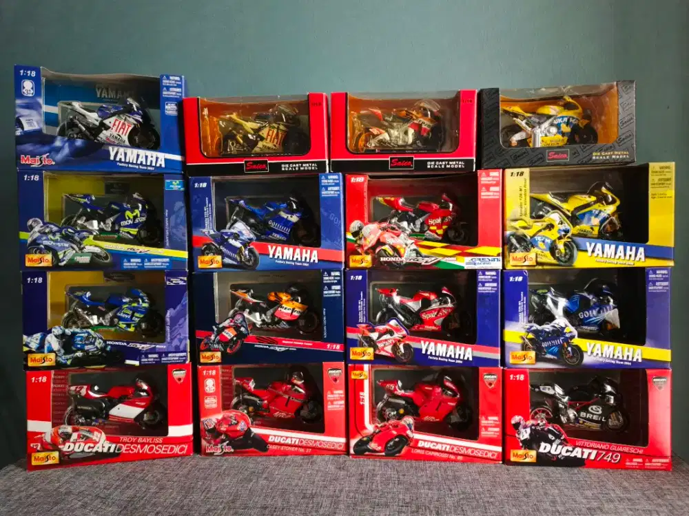 Diecast koleksi MotoGP th 2004-2007 skala 1:18