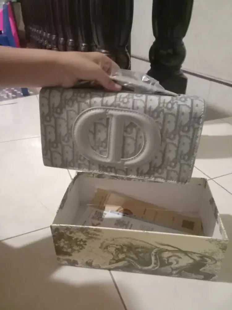 Tas dior mewah,cantik, elegan.(BARANG BARU).