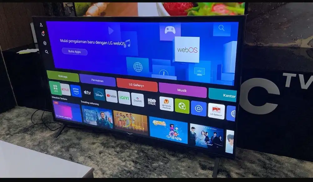 LG 55 inc smart 2015