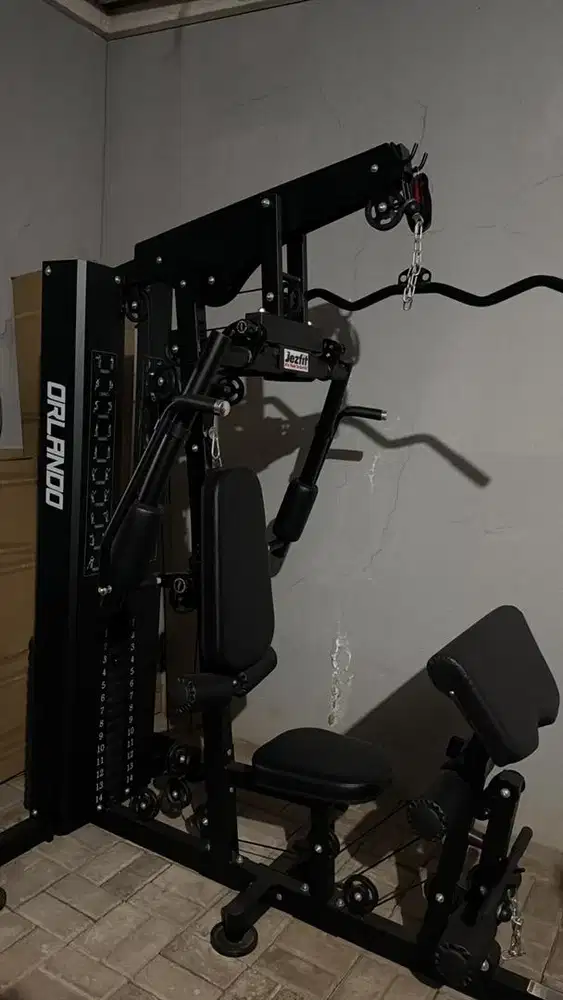 Dijual alat fitnes kondisi mulus