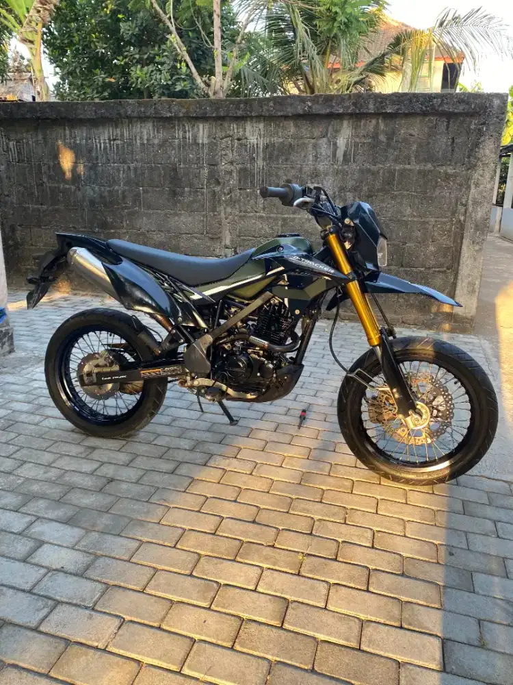 Kawasaki Dtracker SE 2018 D-Tracker dt KLX crf wr