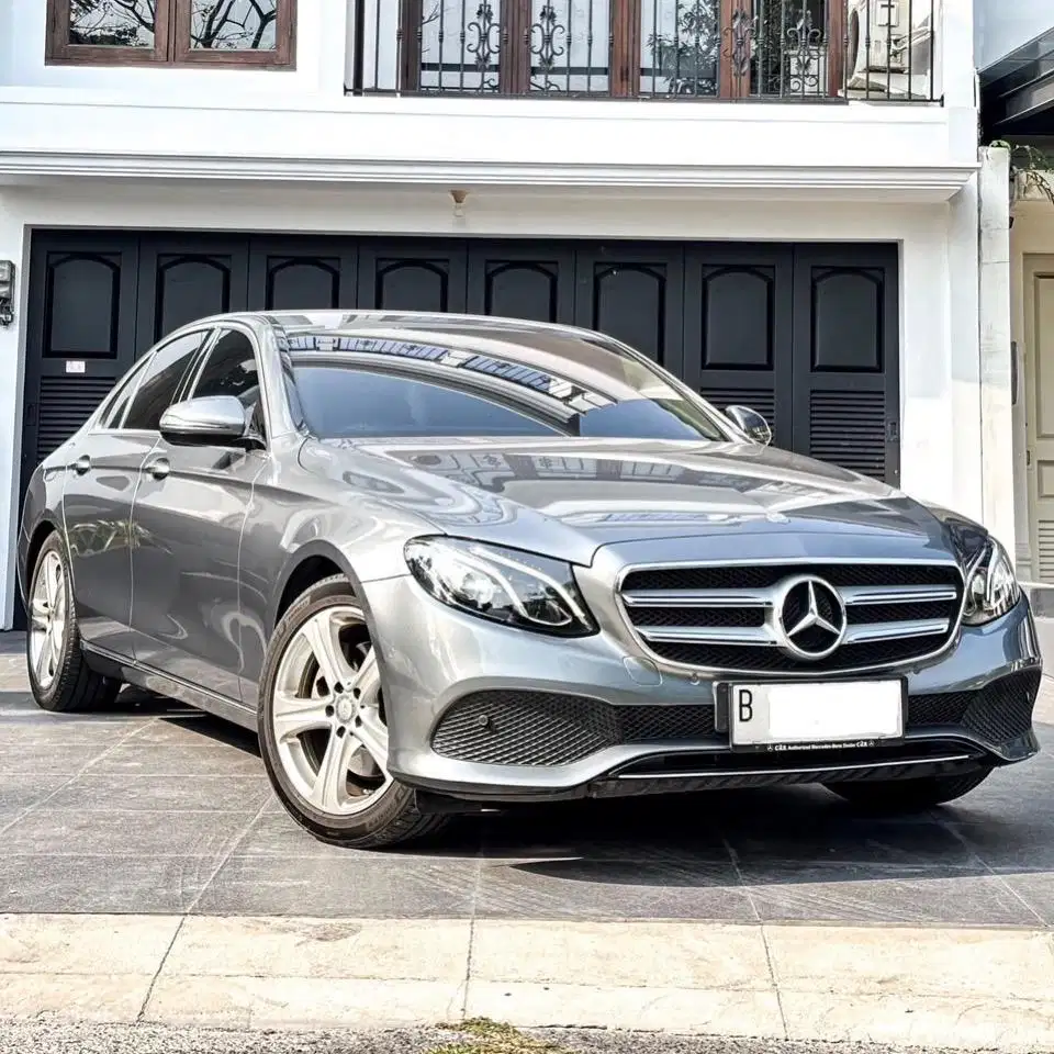 (CASH) Mercedes Benz E250 W213 2017