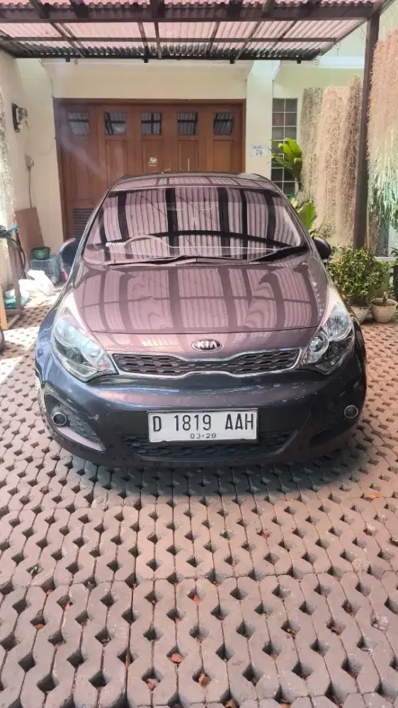 Kia Rio AT matic 2013