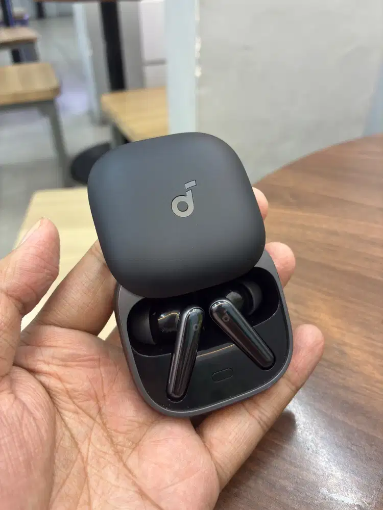 soundcore by Anker Liberty 5 | Noise-Cancelling Earbuds