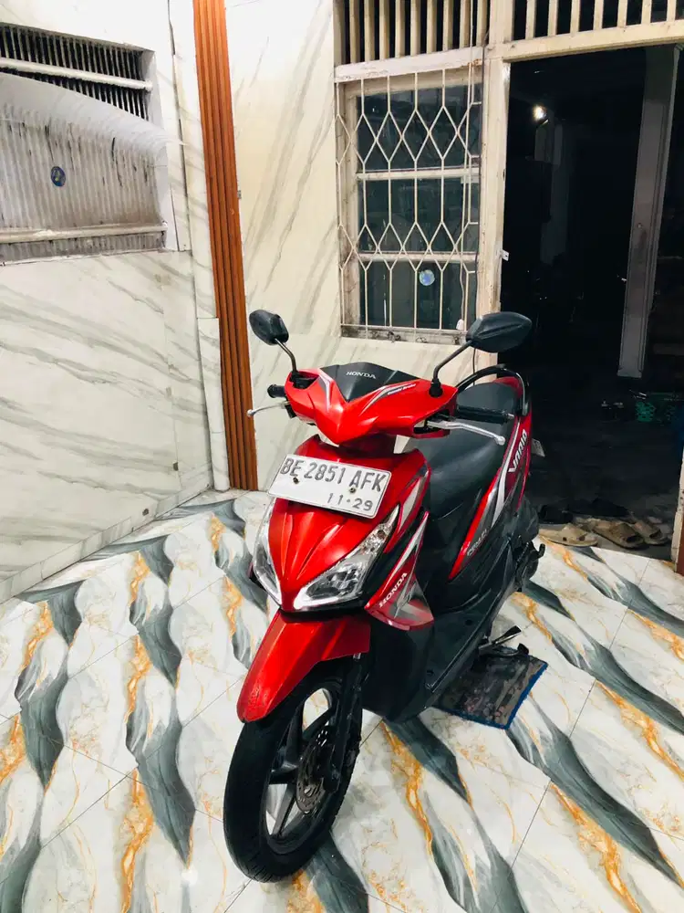 VARIO NEW AGNES LED ISTIMEWA 2015 Pajak Hidup