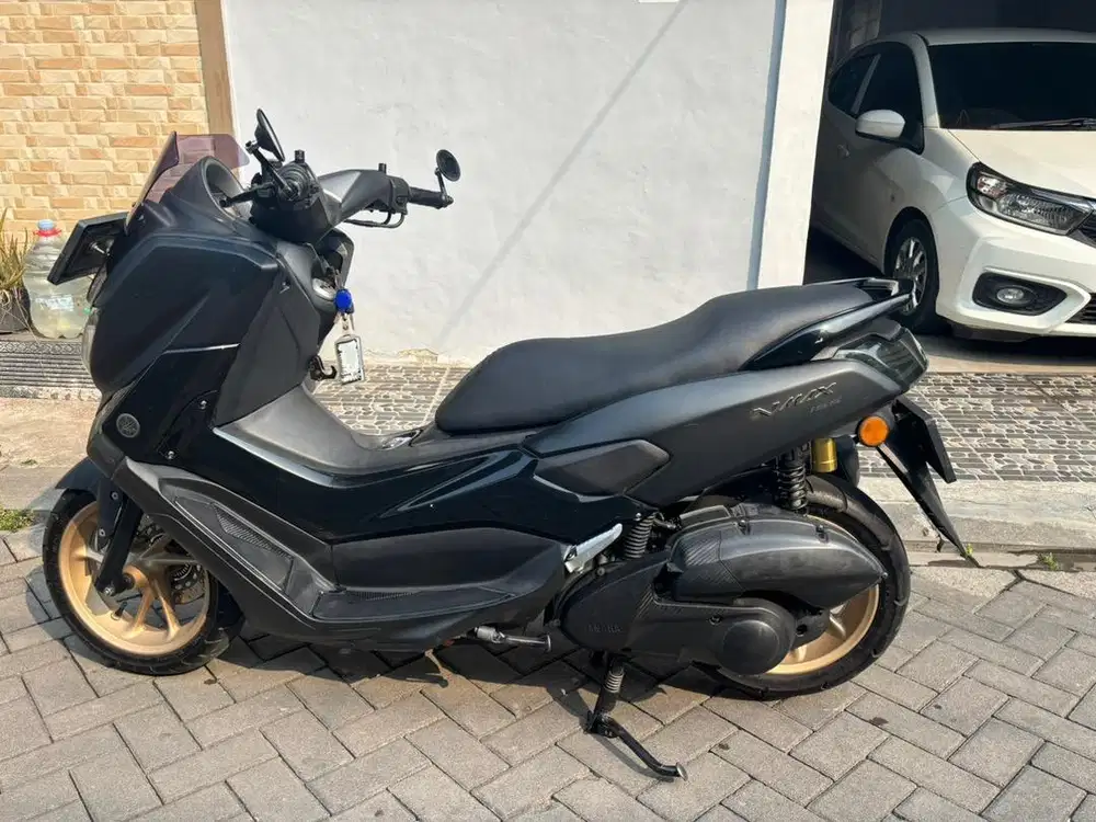 JUAL SANTAI YAMAHA NMAX 2019 MULUS