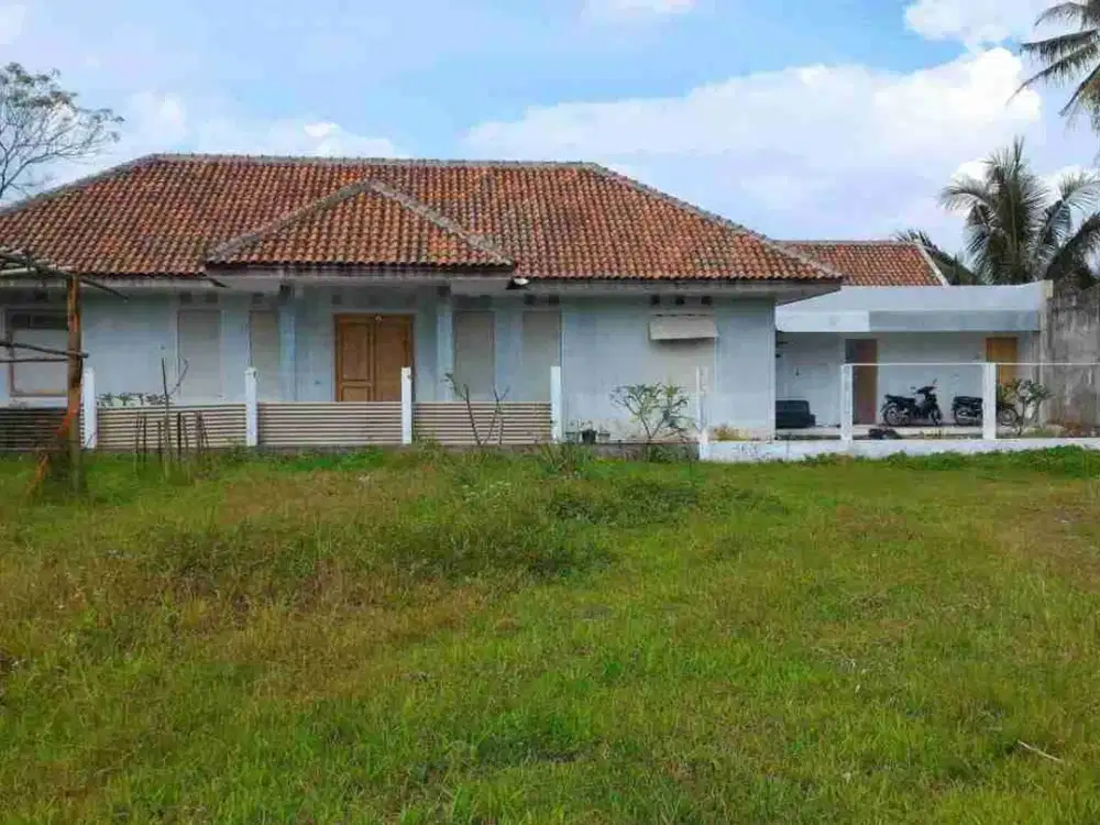 Dijual Rumah dengan Lahan Luas di Pakem Sleman Yogyakarta
