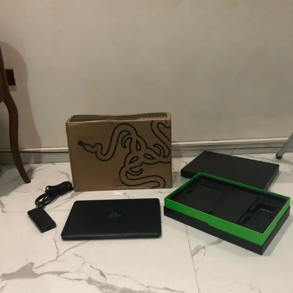 Razer Blade 14 i7 GTX 1060 6GB RAM 16GB SSD 512GB
