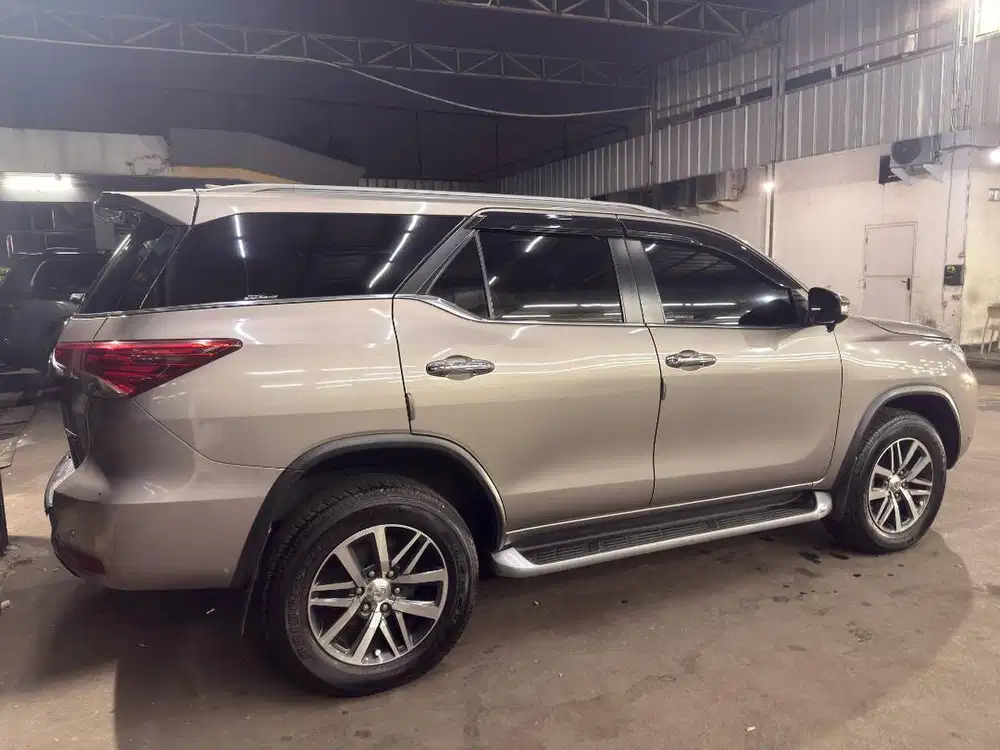 Fortuner VRZ 4x2 2017 Warna Coklat Terang km 69rb