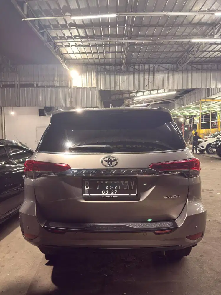Fortuner VRZ 4x2 2017 Warna Coklat Terang km 69rb