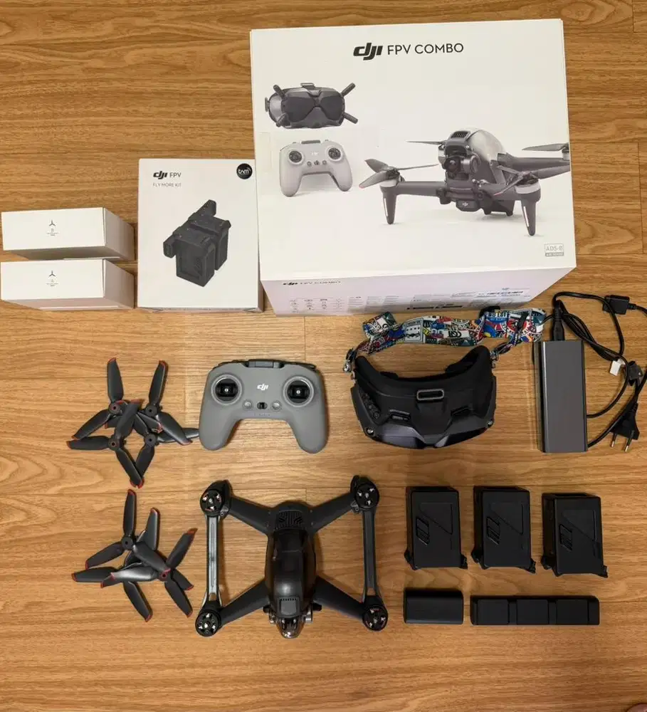 DJI FPV Combo 4K Camera + Fly More Kit