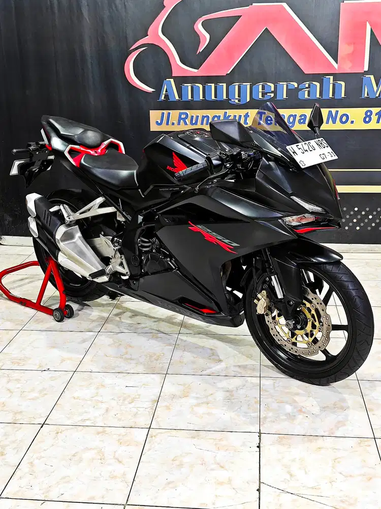Cbr 250rr non ABS km.6rb '21 Black matte super.Anugerah motor rungkut