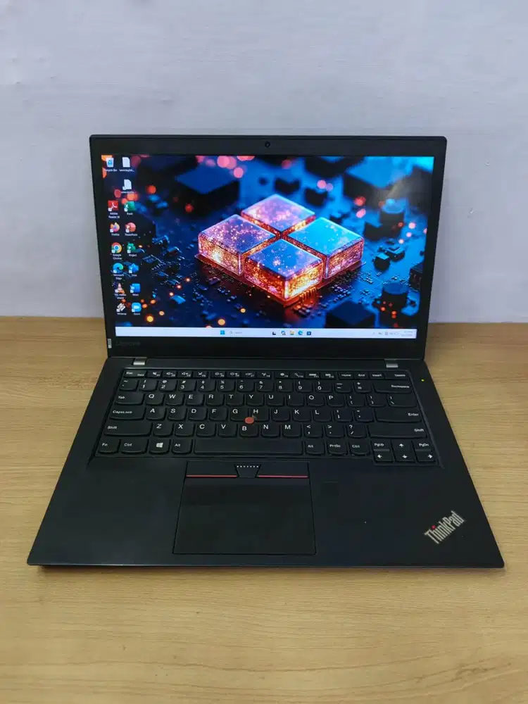 Lenovo thinkpad t470s core i7 6600u Ram 8gb SSD 256GB slim Full HD