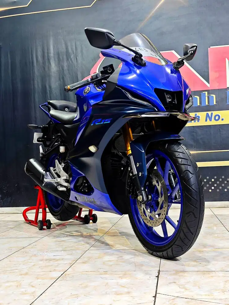 R15 V4 connected 2023 Blue glossy supermewah. Anugerah motor rungkut