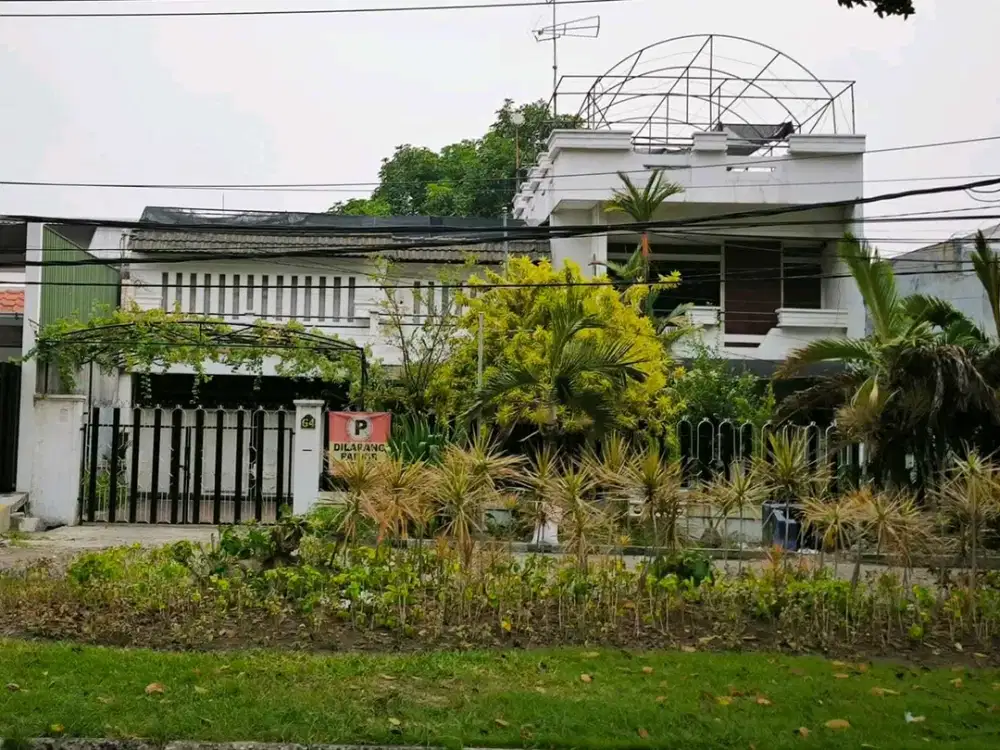 Rumah istimewa cocok buatKos Mahasiswa dan Pegawai kantor di Trengilis dekat Kampus UBAYA