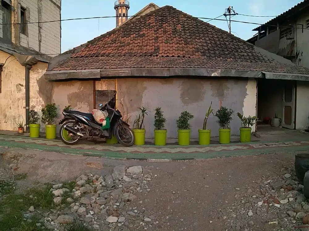 rumah kampung simo tambahan surabaya