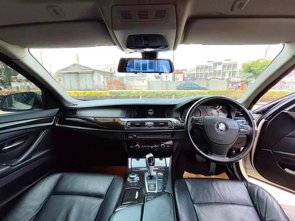 BMW 528i 2013 Bensin